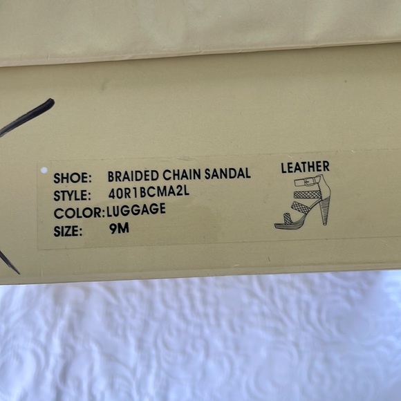 Gorgeous MICHAEL KORS high hill sandals size 9. New - Picture 2 of 12